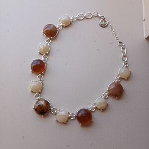 Trifari Vintage  16" Beautiful Necklace.